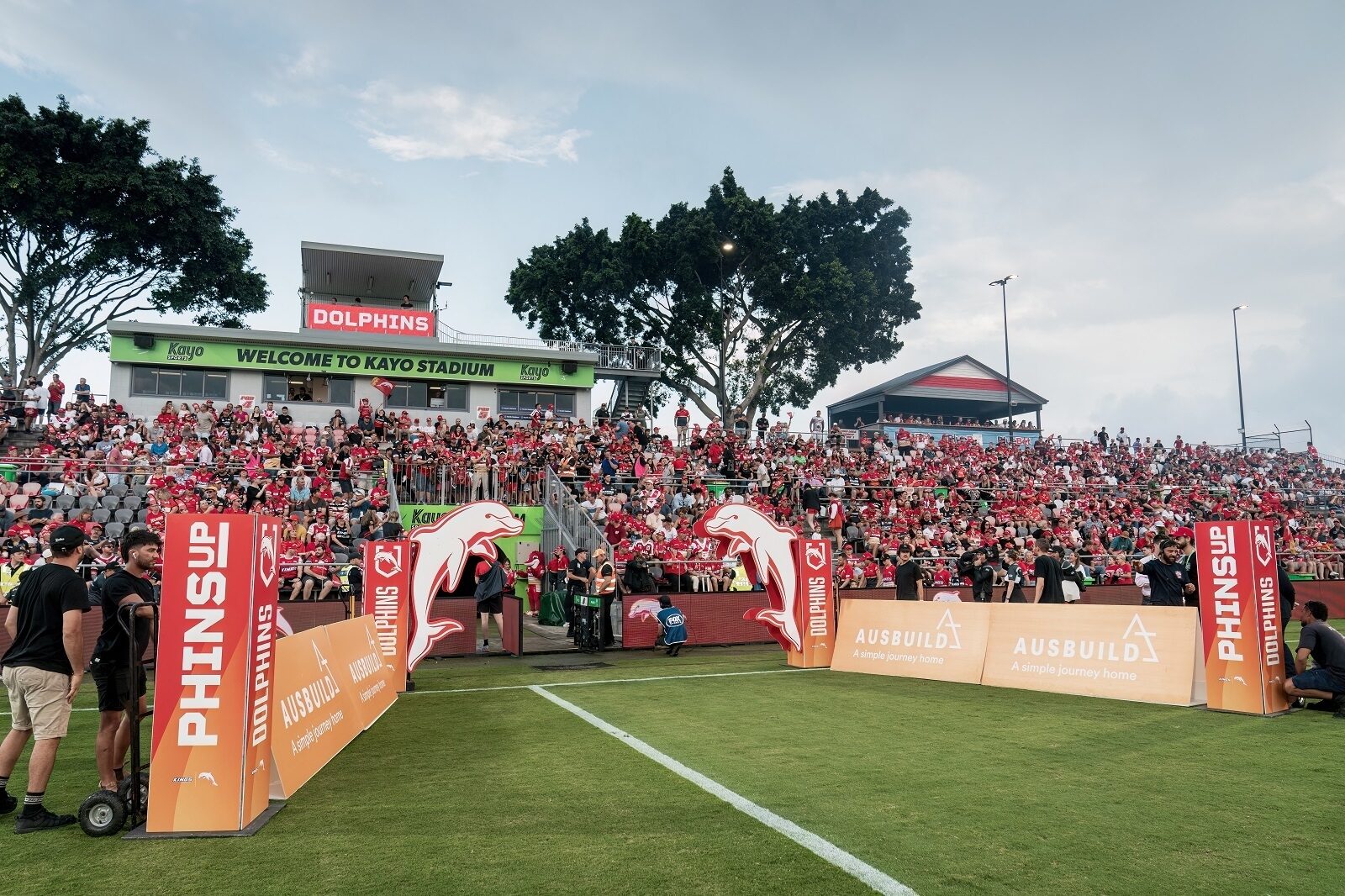 Dolphins R2 17 Mar Full Res017 rs