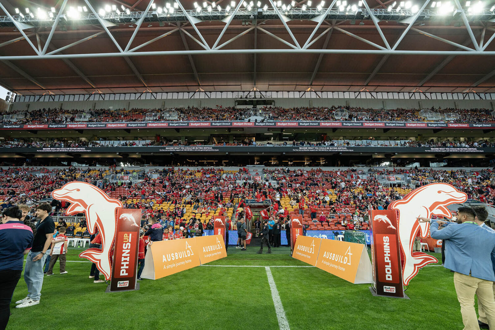 R23 Dolphins Suncorp High Res0009