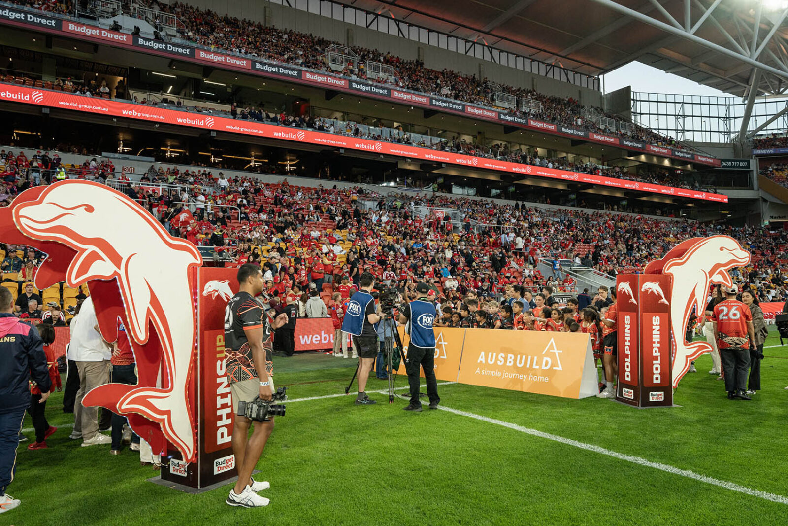 R23 Dolphins Suncorp High Res0010