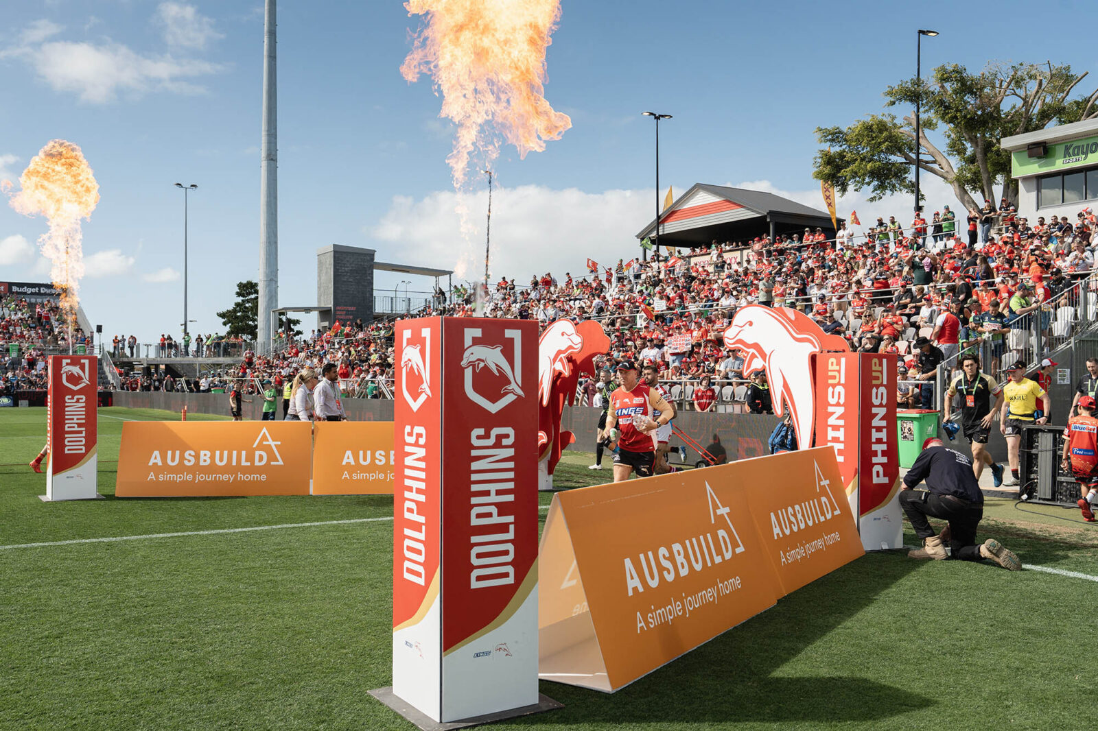 R28 Sep8 Dolphins Kayo High Res0004