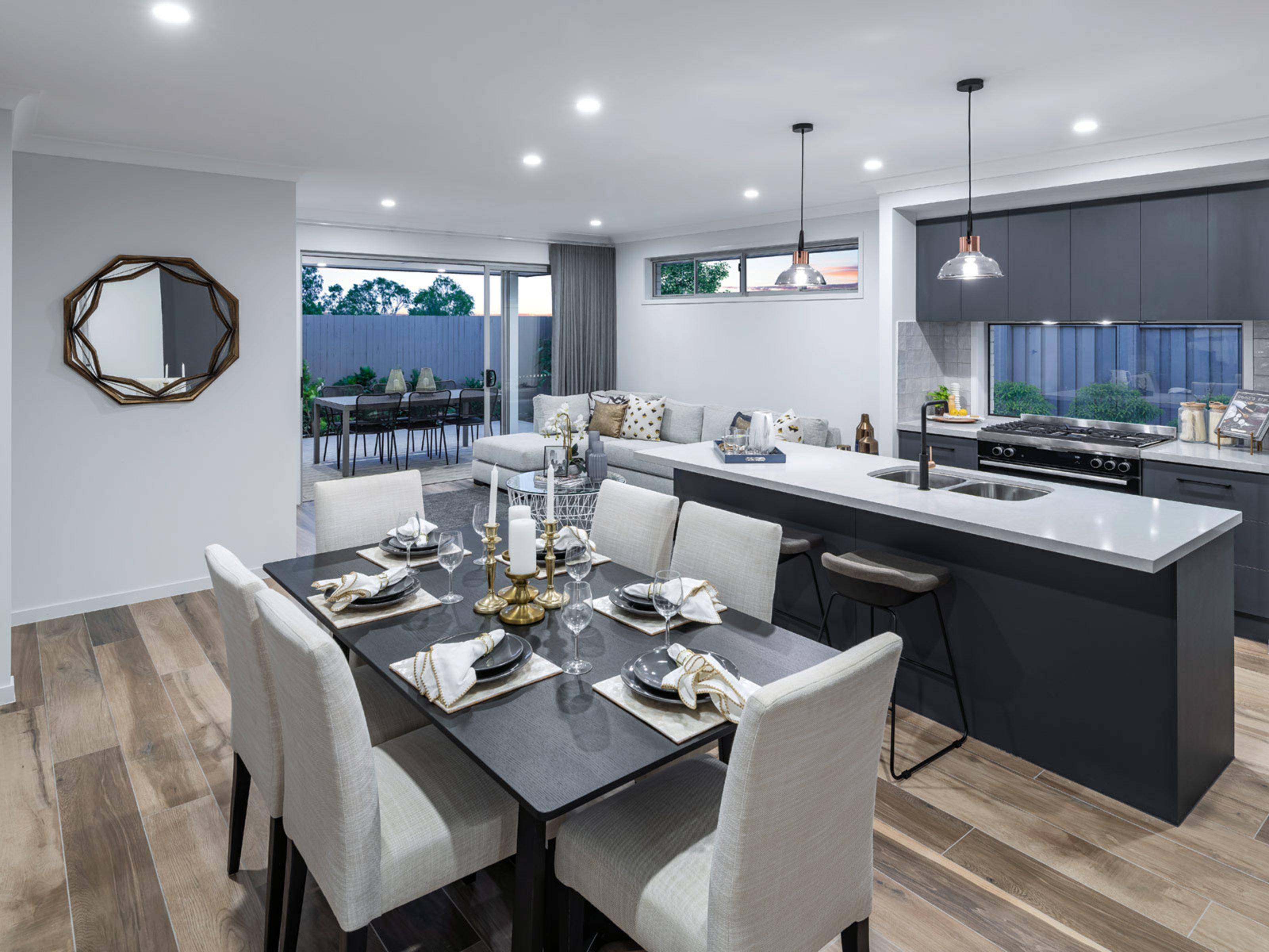 Explore the Radford Single Storey Home Design Ausbuild